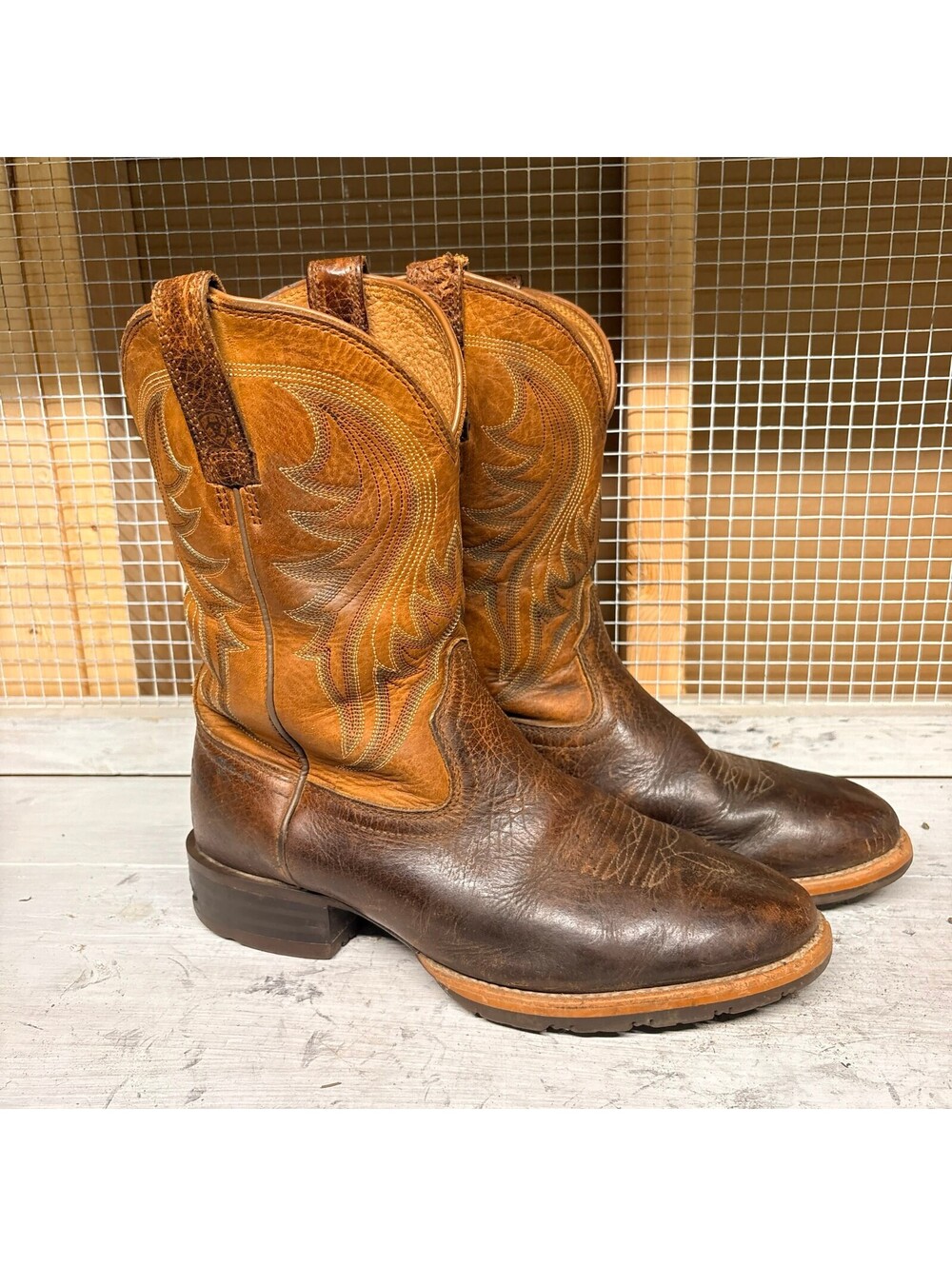 Ariat Cowboy Boots Men's Size 8 EE Brown Leather Western